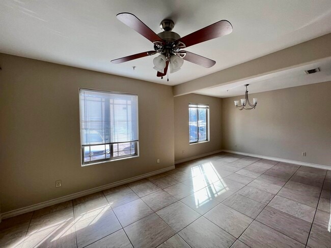 Building Photo - 408 Shiloh Dr