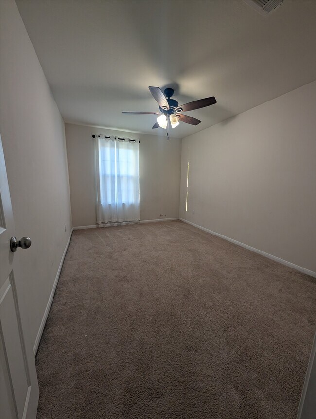 Building Photo - 10719 Rustic Walkway Cir