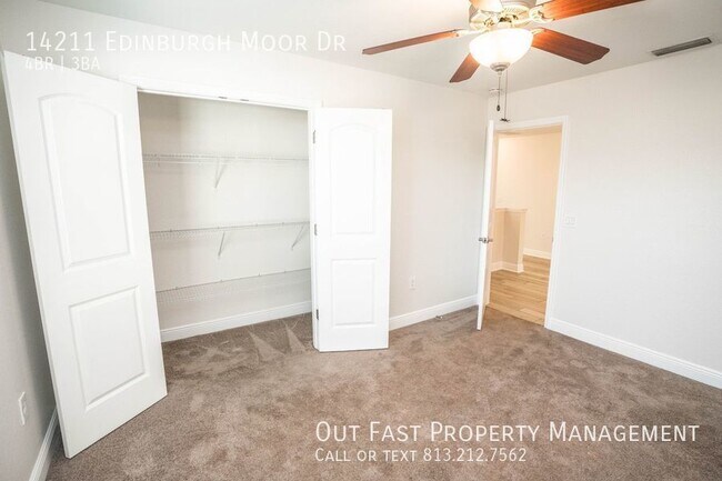 Building Photo - Spacious and Modern 4-Bedroom Home with a ...