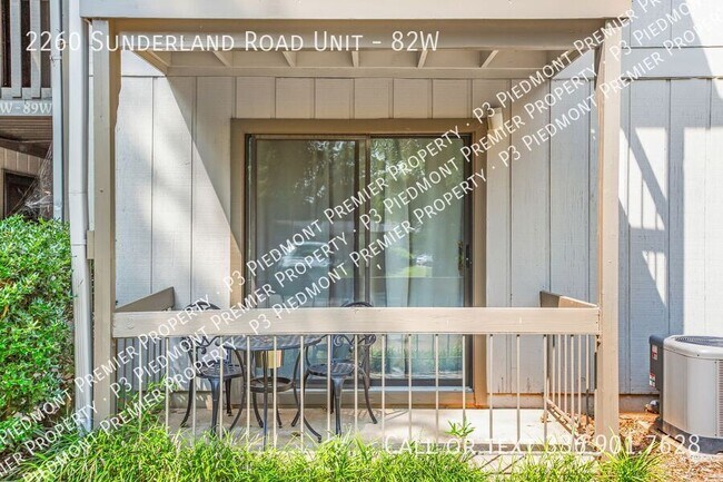 Building Photo - 2260 Sunderland Rd