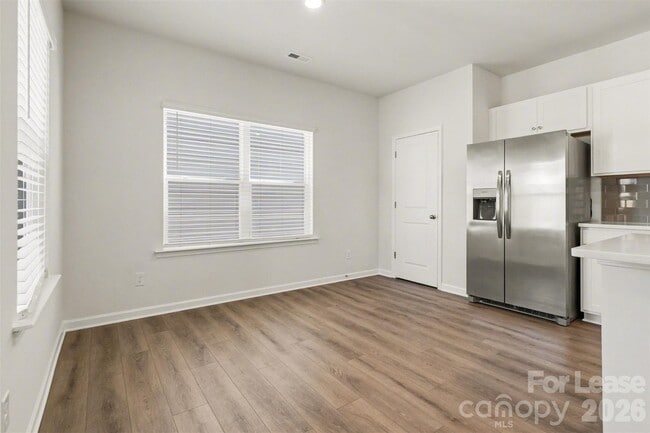 Building Photo - 1715 Troon Dr