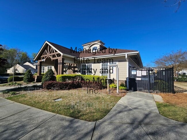 Building Photo - 453 Hunters Dance Road