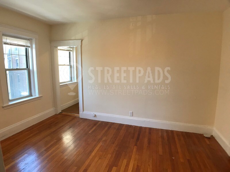 Building Photo - 1315 Commonwealth Ave