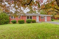 Building Photo - Coming Soon: 3BR+, 1BA House with great storage and outdoor space (Please reach out before applyi...