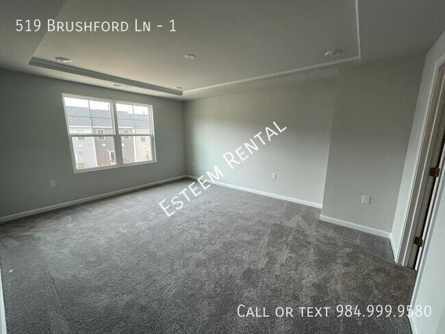 Building Photo - 519 Brushford Ln