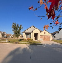 Building Photo - 2900 Blf Crk Dr