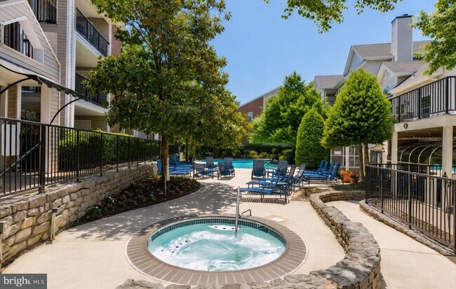 Building Photo - 3308 Wyndham Cir