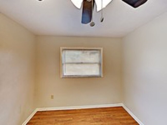 Building Photo - 6505 Ambassador Dr