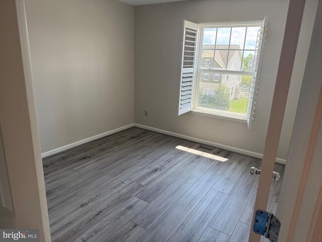 Building Photo - 113 Blackford Dr
