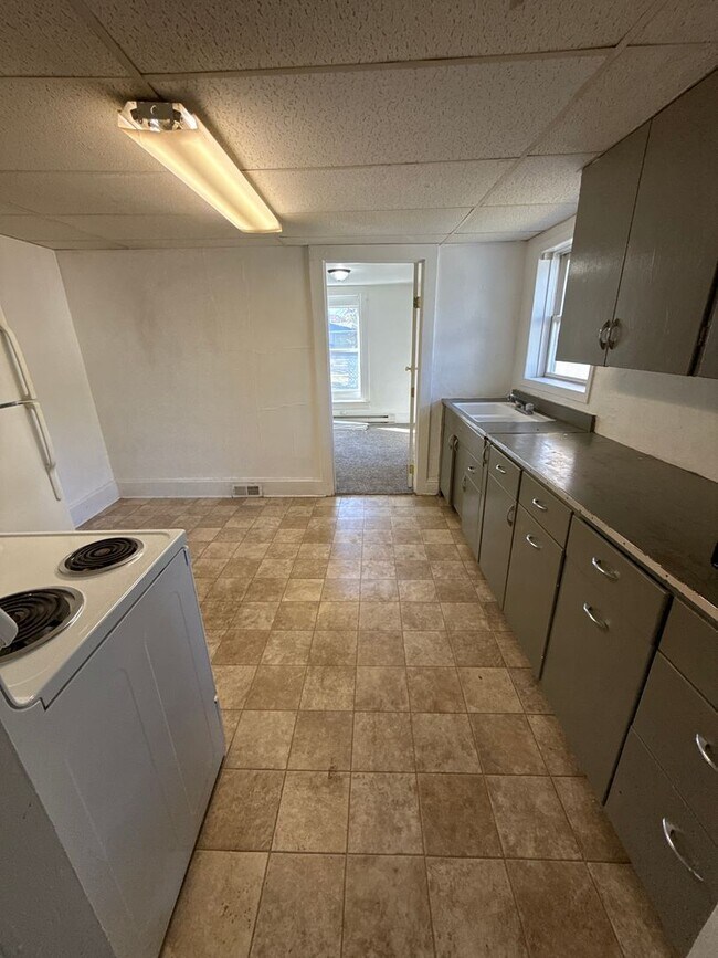 Building Photo - KS TriPlex