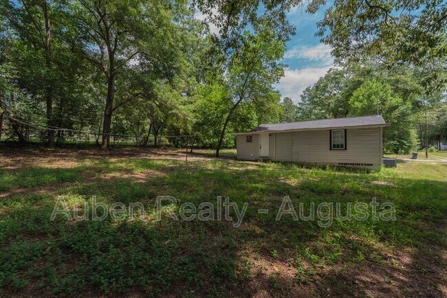 Building Photo - 3527 Bullock Ave