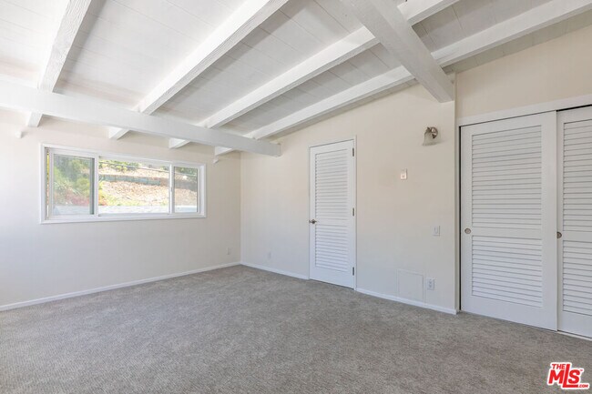 Building Photo - 25408 Malibu Rd
