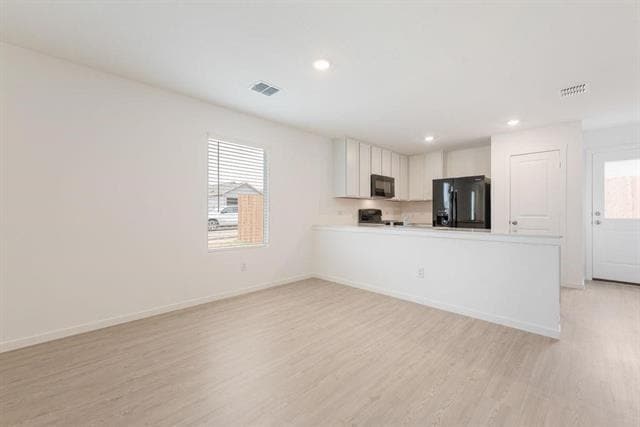Building Photo - 1270 Basswood Dr