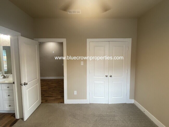 Building Photo - 6304 Cupertino Trail