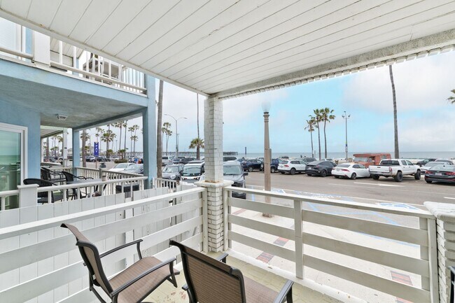 Building Photo - Fully Furnished, Oceanfront Boardwalk in Newport Beach