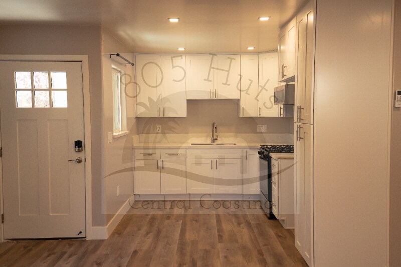 Building Photo - 1117 Clubhouse Dr