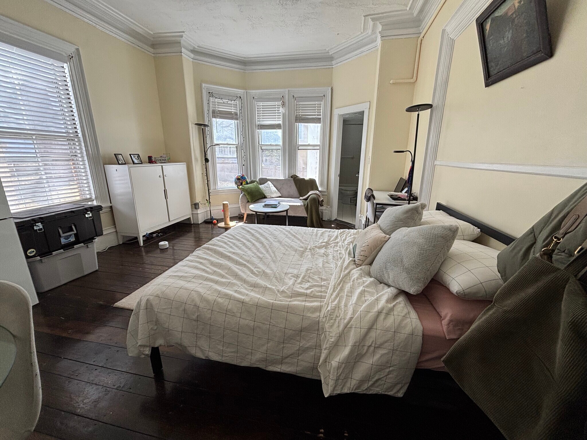 Building Photo - 219 Washington St