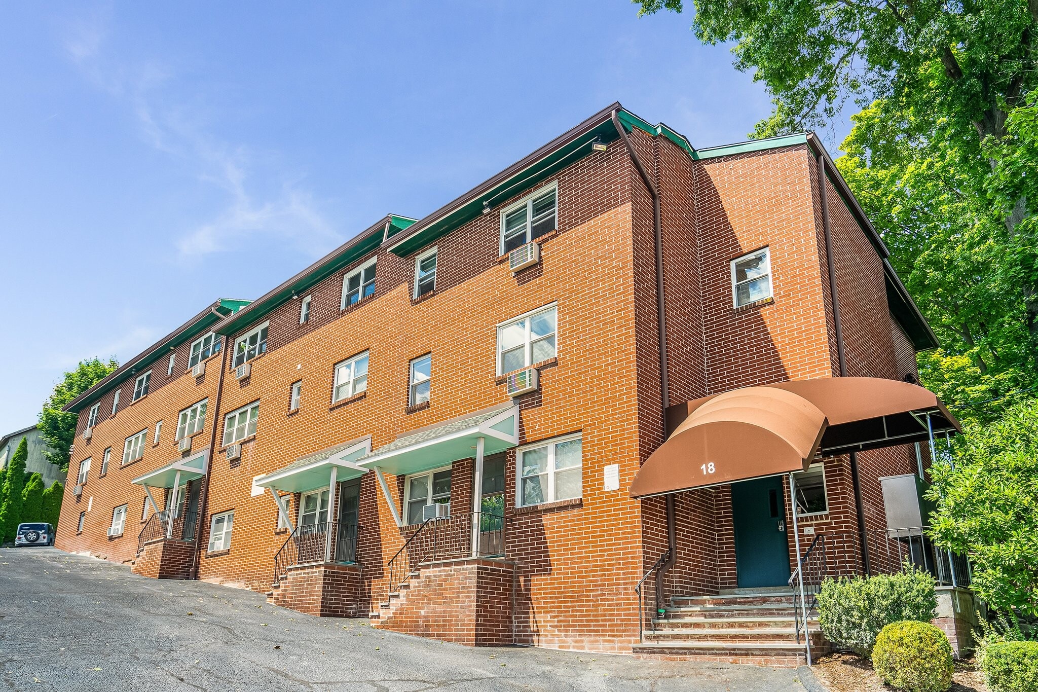 Exterior - 18 Fairfield Ave