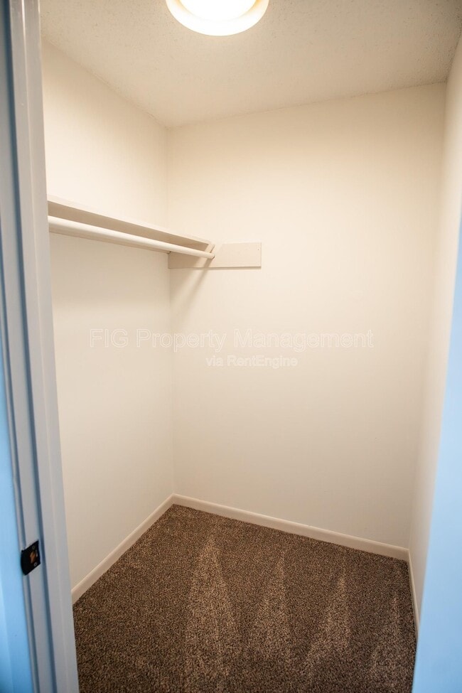 Building Photo - 3112 E Governor John Sevier Hwy