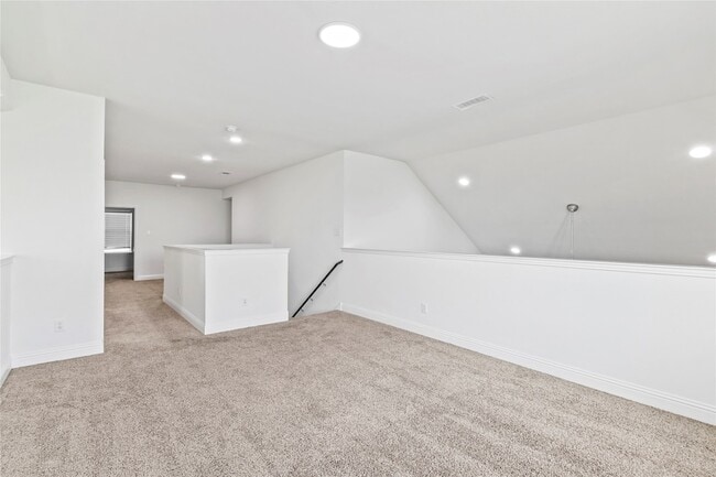 Building Photo - 4424 Overbrook Dr