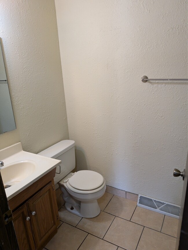 Building Photo - 110-112 West Grant St