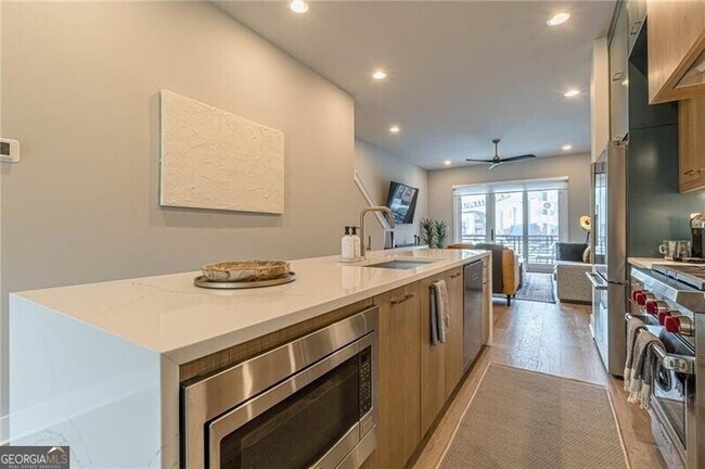 Building Photo - 699 Vidalia Ln