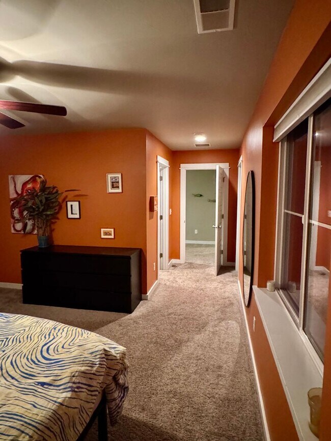 Building Photo - Chic & Comfortable 3-Bed Home in Bozeman’s King Arthur Park