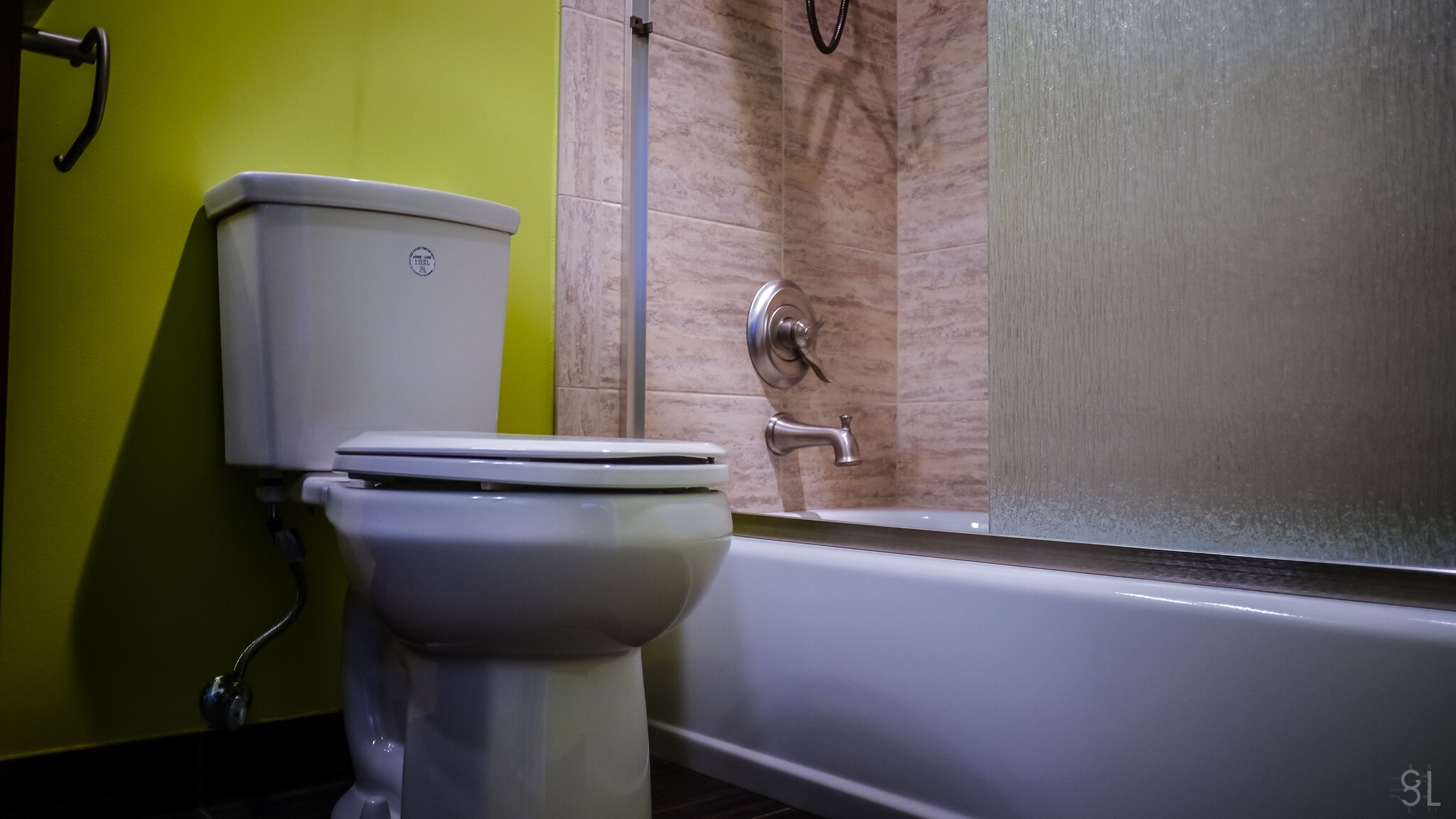 Building Photo - 2215 E John St