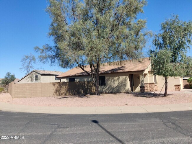 Building Photo - 3135 N 127th Ave