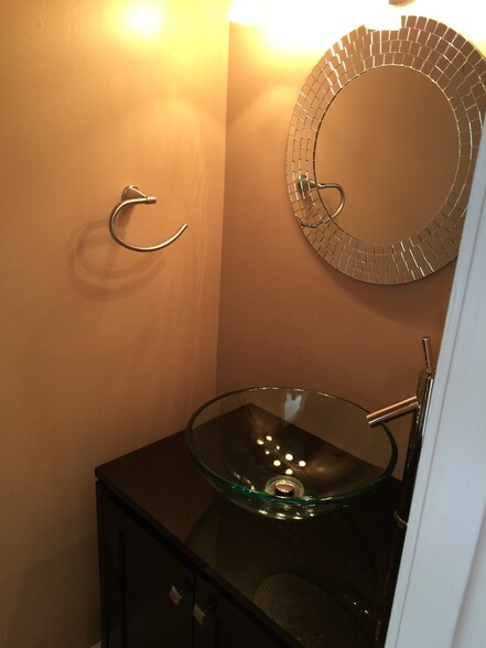 half bath - 1 Talcott Forest Rd