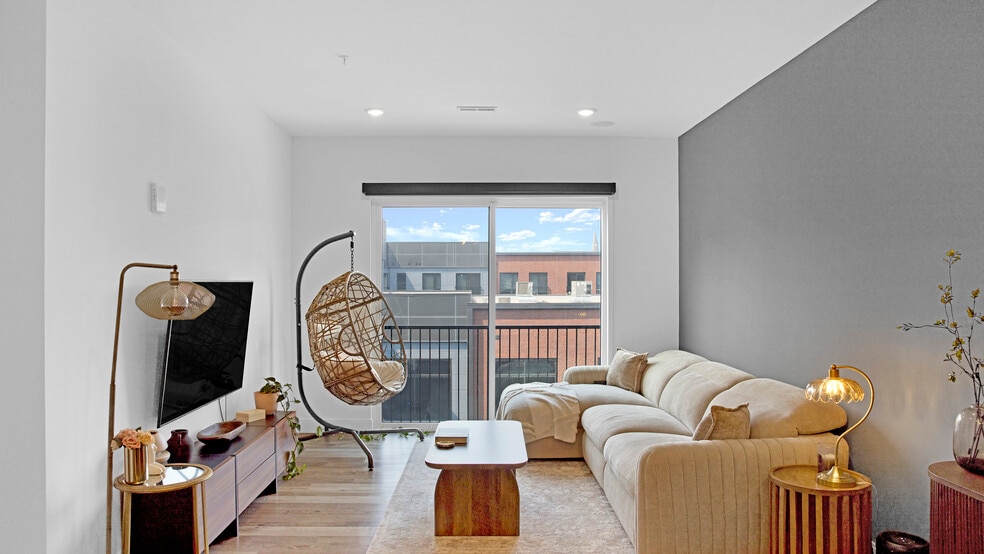 Building Photo - SoHo Apartments