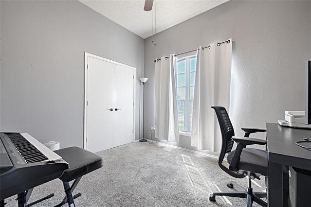 Building Photo - 903 Gillon Dr