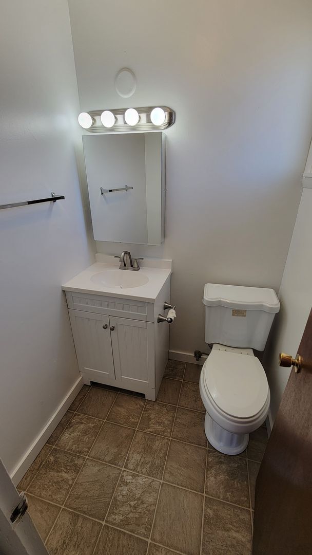 Building Photo - Charming 3-Bedroom Home Just 12 Blocks from CMU!
