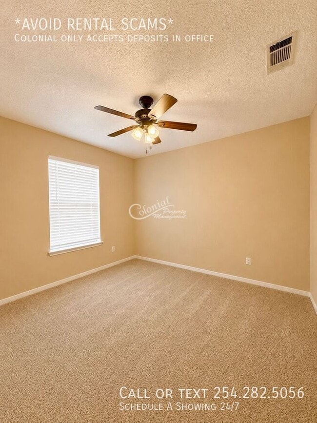 Building Photo - 901 Kelso Dr