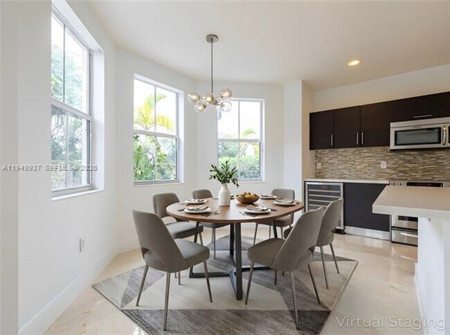 Building Photo - 7010 NW 106th Ave