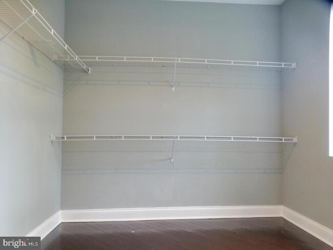 Building Photo - 2621 Stenhouse Pl