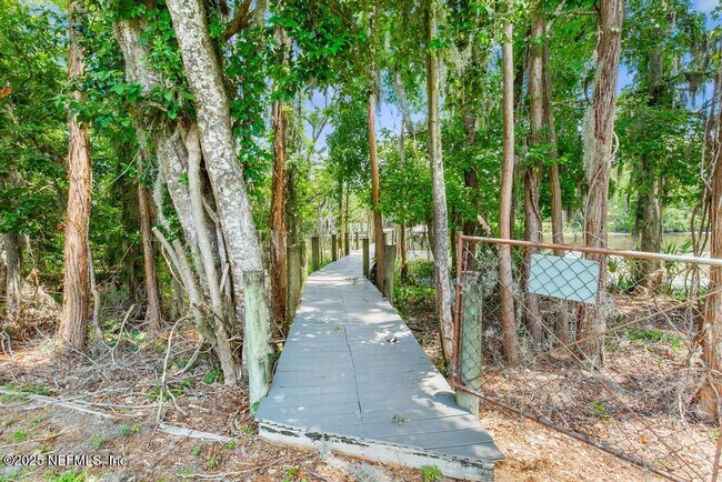 Building Photo - 5400 La Moya Ave