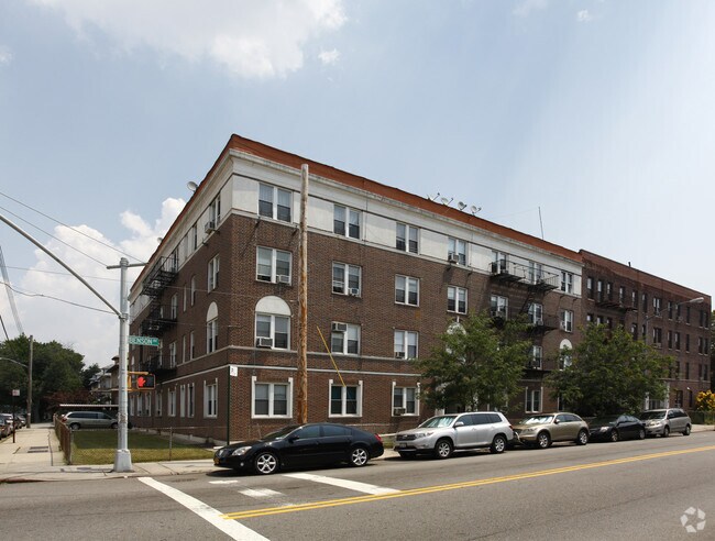 Primary Photo - 2301 Benson Ave