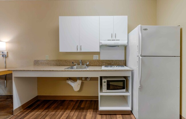 Building Photo - Furnished Studio-Chicago - Buffalo Grove -...