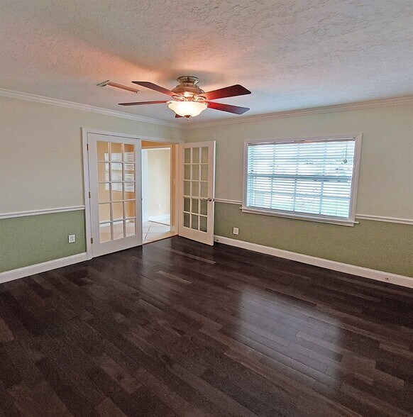 Building Photo - 344 Vesta Cir