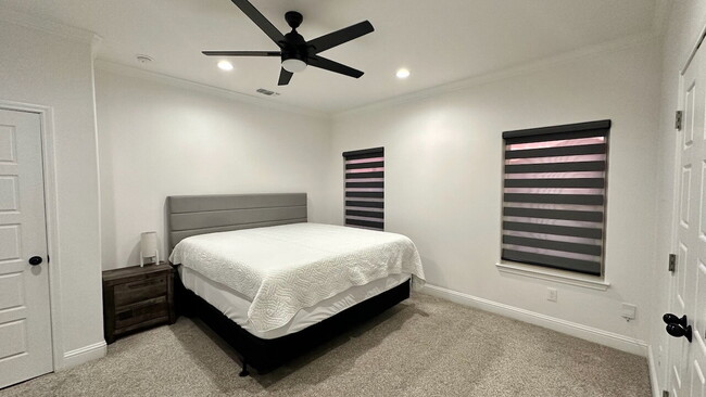 Building Photo - Custom built home in West Lubbock