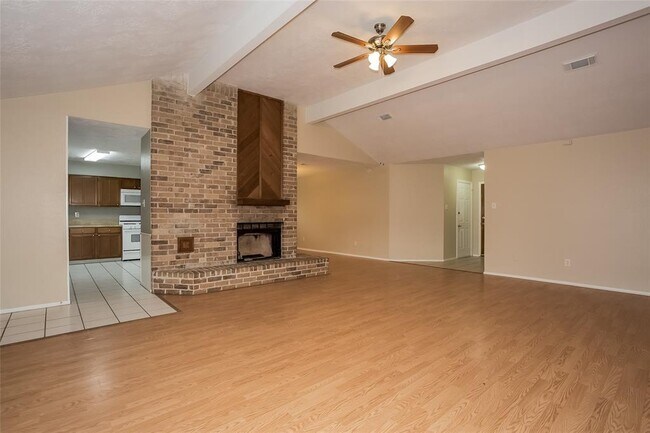 Building Photo - 7302 Thicket Trail Dr
