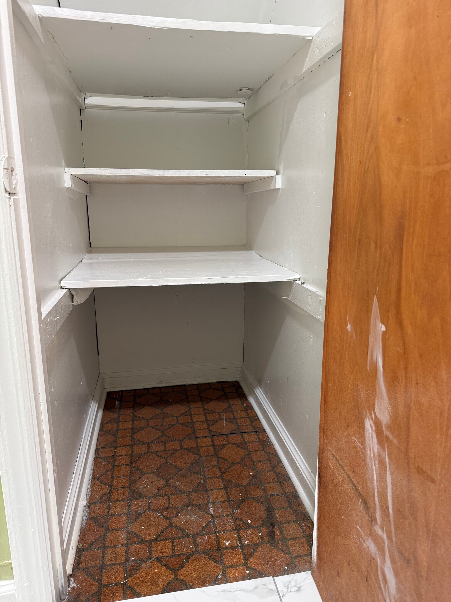 Building Photo - 214 Columbia St