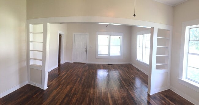 Building Photo - Remodeled 3 BDR / 1 BA Home, Small Town Living