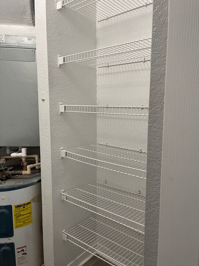 Building Photo - 839 Grand Regency Pointe