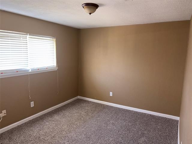 Building Photo - 2721 Canary Cir