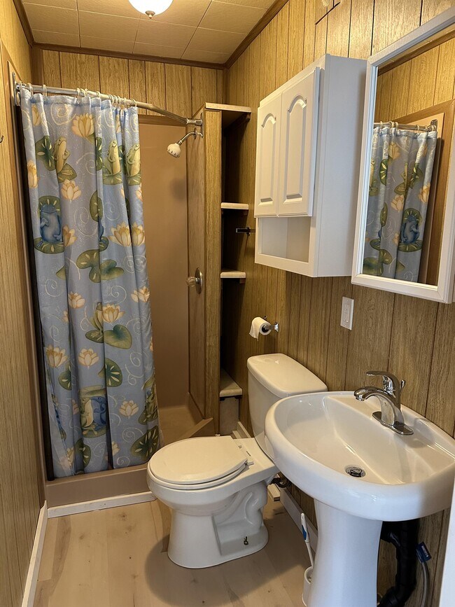 Building Photo - 38 4th St S