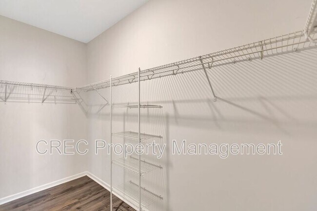 Building Photo - 436 Richfield Wy