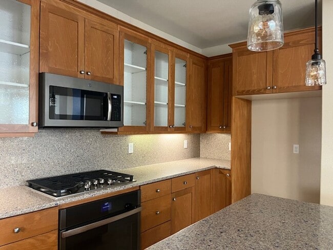 Building Photo - Now Available – 4 Bedroom, 2.5 Bathroom Home in Gated Community