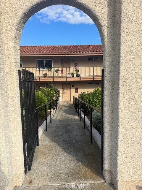 Building Photo - 3496 Monte Hermoso